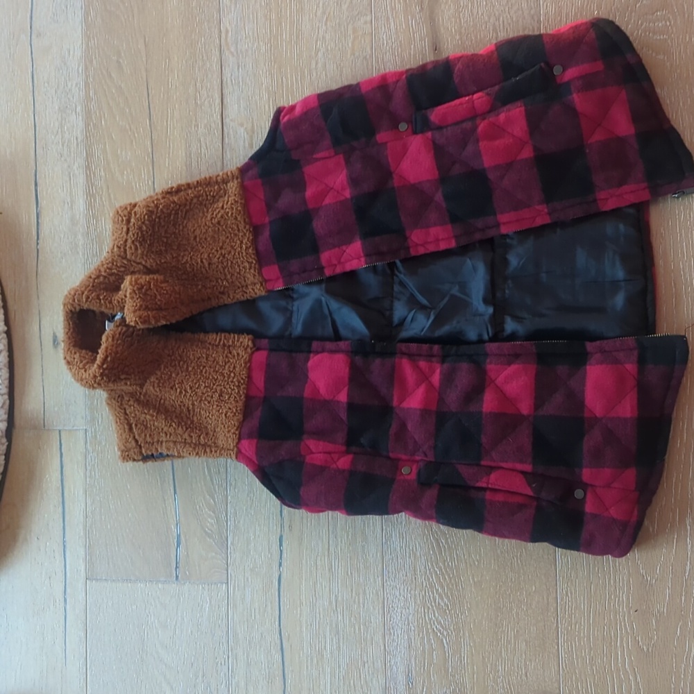NWOT vest by maurices